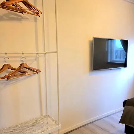 Homely 2bedroom In The Center Of *