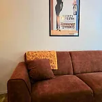 Homely 2bedroom In The Center Of *