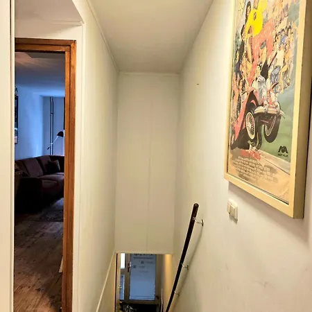 Homely 2bedroom In The Center Of דירה