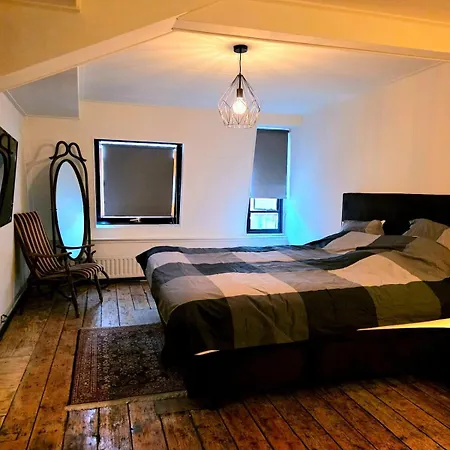 Homely 2bedroom In The Center Of Appartement *