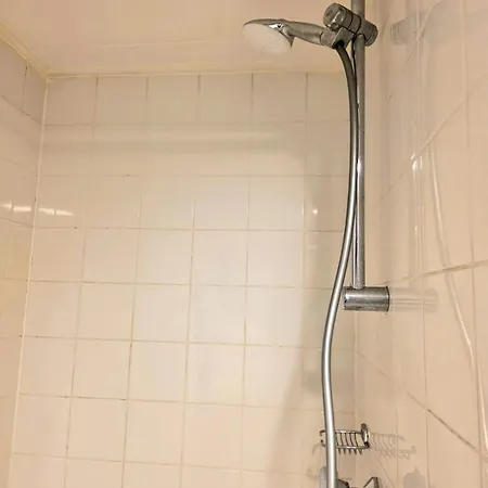 Homely 2bedroom In The Center Of