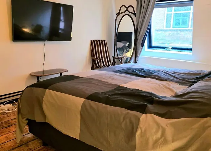 Homely 2bedroom In The Center Of